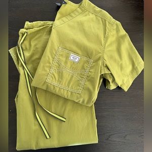 Blue Sky Scrubs top and bottom, Women’s medium, olive color.